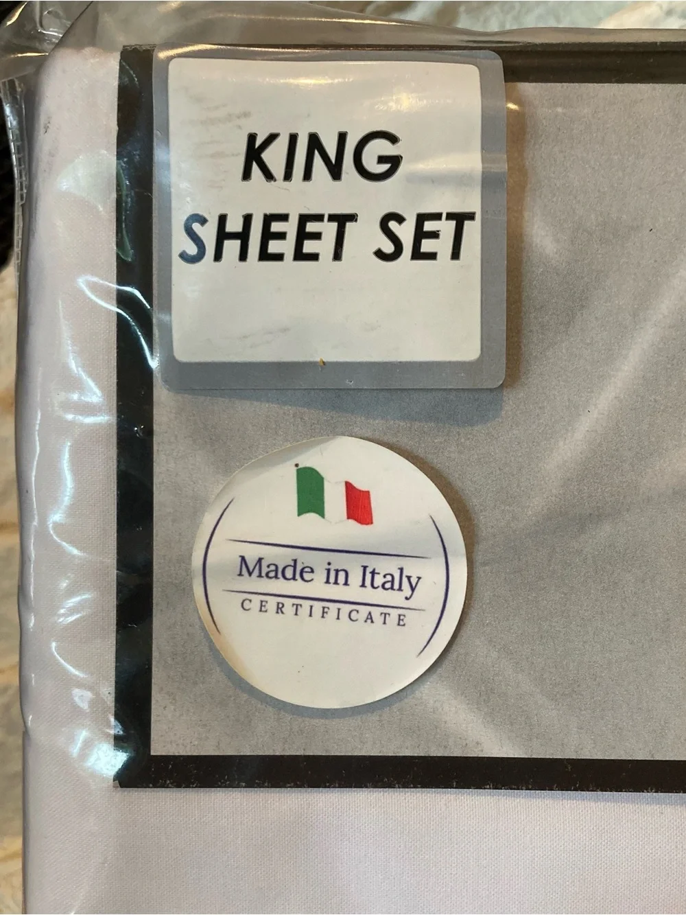 NEW MAURIZIO Italy King Sheet Set - White with Slate Blue Scallop Trim